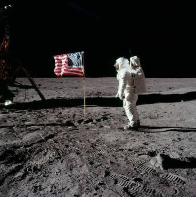 Нил Армстронг - Sohu: Погода на Луне поможет США скрыть правду о миссии «Аполлон-11» - actualnews.org - США