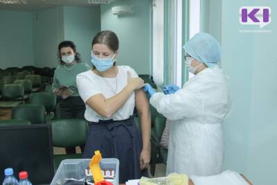 Сыктывкарка два часа безрезультатно прождала второго пациента в очереди на вакцинацию - komiinform.ru - респ. Коми
