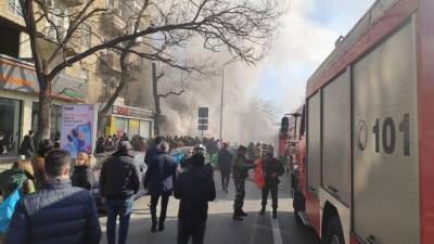 В заведении общепита в одном из районов Баку начался пожар (ФОТО) - trend.az - Азербайджан - район Наримановский - Баку