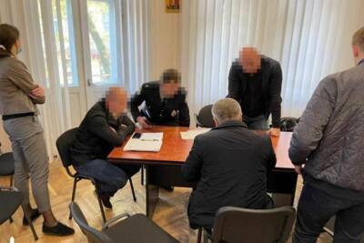 ГБР выявило две банды полицейских, которые сбывали крупные партии наркотиков - rupor.info - Запорожская обл. - Львовская обл. - Мелитополь