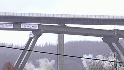 В Германии взорвали старый мост - 1tv.ru - Германия