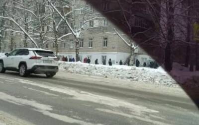 В Пензе выстроились «кошмарные» очереди из пациентов у больниц - 7info.ru - Пенза - Пенза