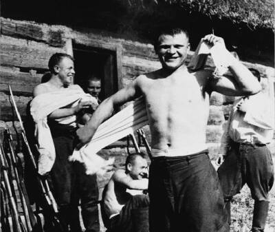 Самые странные способы использования армейского мыла в СССР - Русская семерка - russian7.ru
