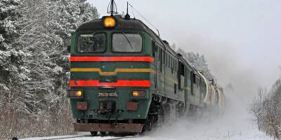 В Тверской области под колеса грузового поезда попал 14-летний мальчик - runews24.ru - Тверь - Тверская обл.