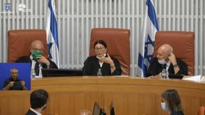Эстер Хают - Верховный суд обсуждает лишение гражданства двух израильских арабов-террористов - vesty.co.il - Израиль