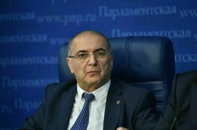 Сергей Рябухин - Гарегин Тосунян - Эксперт рассказал, что «породило контроль» за банковскими операциями россиян - pnp.ru - Россия