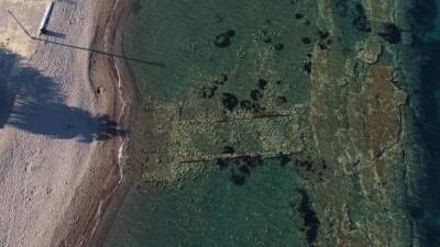 Дайвер случайно обнаружил у побережья Турции гавань древнего города - mir24.tv - Турция