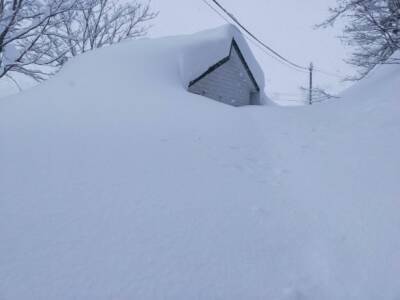 В Японии зафиксировали рекордное количество снега - unn.com.ua - США - Украина - Киев - Япония