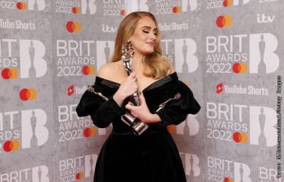 Эд Ширан - Billie Eilish - Адель - Адель стала триумфатором Brit Awards 2022 - interfax.ru - Москва - Лондон