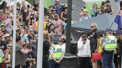 Протестующие в Веллингтоне попытались прорваться к зданию парламента - belta.by - Белоруссия - Новая Зеландия - Минск - Веллингтон