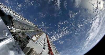 SpaceX потеряла новейшие спутники Starlink из-за геомагнитной бури - ren.tv - USA - шт.Флорида