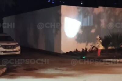 Жительница Сочи устроила разборки с «хрюкающими» самокатами - kuban.mk.ru - Сочи