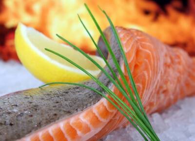 Американские диетологи выяснили, что рыба и кабачки замедлят процессы старения - province.ru