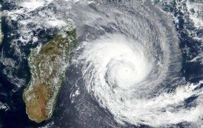 Число жертв циклона на Мадагаскаре превысило 100 человек - korrespondent.net - Украина - Юар - Мадагаскар