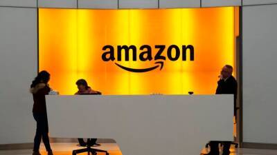 Massimo Dutti - Компания Amazon прекратила отправку товаров в Россию и Беларусь - golos-ameriki.ru - Россия - США - Украина - Белоруссия