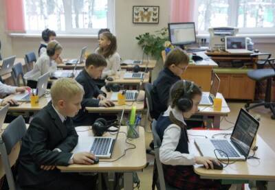 Более 2,6 млрд рублей направят дополнительно в Омской области на финансирование системы образования - interfax-russia.ru - Омск - Омская обл.