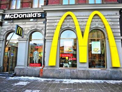 Крис Кемпчински - Названы сроки открытия ресторанов McDonald's в России - bloknot.ru - Россия - Украина - county Mcdonald