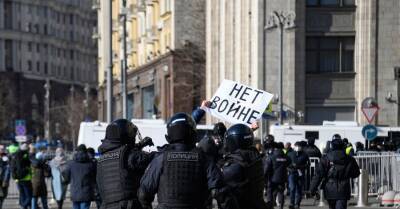 По всей России проходят антивоенные акции, задержаны больше 600 человек - kp.ua - Москва - Россия - Украина - Санкт-Петербург - Казань