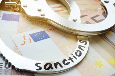 Reuters: ЕС ужесточит санкции против нефтяных компаний РФ, но не запретит импорт - smartmoney.one - Россия