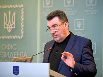 Владимир Зеленский - Владимир Путин - Алексей Данилов - Глава СНБО: Украине нужен оборонный союз с ядерной державой - rosbalt.ru - Россия - США - Украина - Англия - Япония - Канада