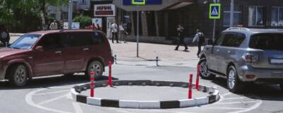 В Южно-Сахалинске демонтировали мини-кольцо на перекрёстке улиц Дзержинского и Буюклы - runews24.ru - Южно-Сахалинск