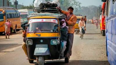 Зоя Осколкова - В аварии с трактором в Индии погибли пять человек - newdaynews.ru - Нью-Дели - India