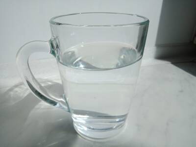 Зухра Павлова - Пить больше воды назвали полезным против стресса - ufacitynews.ru