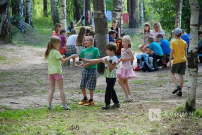 155 тысяч детей отдохнут в нижегородских лагерях в 2022 году - vgoroden.ru - Нижегородская обл.