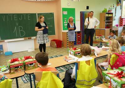 Фиала Петра - Зарплата учителей в Чехии за год выросла на 8% - vinegret.cz - Чехия