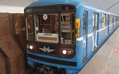 В Новосибирске на вагонах метро наклеили букву Z - runews24.ru - Украина - Новосибирск