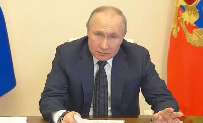Владимир Путин - В России увеличат МРОТ, пенсии и социальные выплаты - gubdaily.ru - Россия