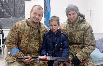 В Борисполе 11-летний мальчик пришел ночью к военным, чтобы защищать Украину - charter97.org - Украина - Белоруссия