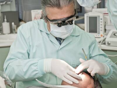 Стоматологи рассказали, ждать ли взрывного роста цен на лечение зубов - rosbalt.ru - Санкт-Петербург