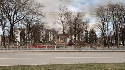 Владимир Зеленский - Владимир Путин - Валерий Залужный - Мариуполь: разбор завалов под обстрелами - ru.euronews.com - Москва - Россия - Украина - Киев - Херсон - Мариуполь