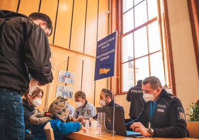 Выплата гуманитарного пособия беженцам в Чехии начнется 21 марта - vinegret.cz - Россия - Чехия