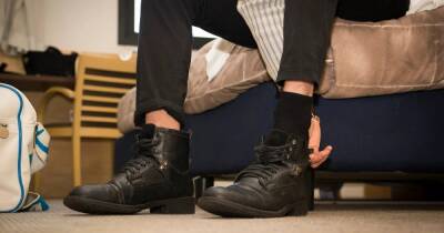 Даже мышьяк. Ученые рассказали, что люди приносят в дом на своей обуви - focus.ua - Украина