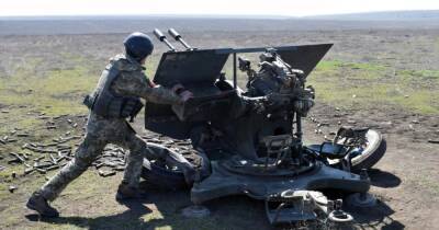 Украинские военные уничтожили на Восточном направлении 8 танков и 11 БМП - dsnews.ua - Россия - Украина