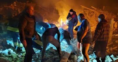 Сергей Сухомлин - На жилой дом в Житомире сбросили авиабомбы: 4 погибших, есть дети (видео) - focus.ua - Украина - Белоруссия - Житомир