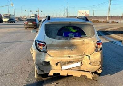 Опубликованы фотографии с места ДТП с двумя пострадавшими на Солотчинском шоссе - ya62.ru - Рязань - Sandero - район Шиловский