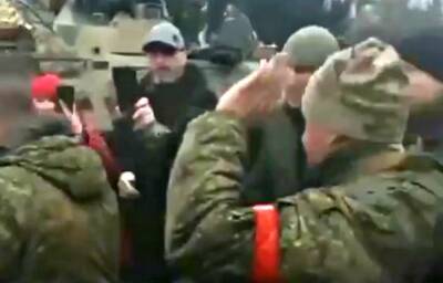 Выгнали из города: российские оккупанты сбежали из Конотопа с поднятыми руками - politeka.net - Россия - Украина - Одесса - Конотоп