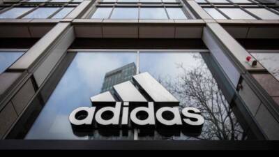 Владимир Путин - Из-за войны в Украине: Adidas больше не будет одевать сборную России по футболу - germania.one - Россия - Украина - Германия - Катар