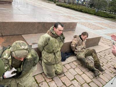 Алексей Арестович - Роман Костенко - У армии РФ заканчивается ресурс - гонят в Украину курсантов они массово сдаются, а ВСУ впервые пошла в контрнаступление - кадры - ukrainianwall.com - Россия - Украина - Киевская обл. - Одесса