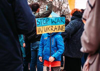 Как говорить с детьми о войне в Украине. В Чехии запустили сайт для учителей и родителей - vinegret.cz - Россия - Украина - Чехия
