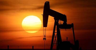 Цена на нефть Brent превысила 114 долларов за баррель - ren.tv - США - Лондон