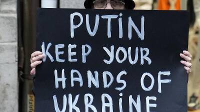 Владимир Зеленский - Сербы, белорусы и россияне поддержали Украину в Белграде - ru.euronews.com - Россия - Украина - Киев - Белоруссия - Польша - Сербия - Белград - Запорожье - Киев