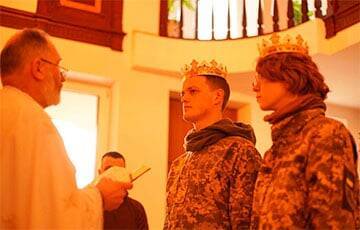 Белорусские добровольцы поженились в воюющей Украине - charter97.org - Украина - Киев - Львов - Белоруссия - Тбилиси
