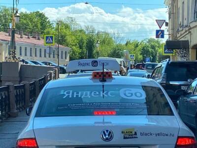 Владимир Путин - В Латвии заблокировали приложение «Яндекс.Такси» - smartmoney.one - Россия - США - Украина - Англия - Япония - Канада - Латвия