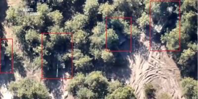 Артиллерия ВСУ уничтожила прятавшуюся в лесу технику РФ — видео с дрона - nv.ua - Россия - Украина