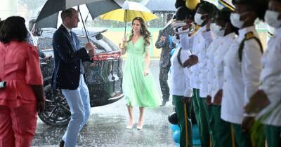 принц Уильям - Кейт Миддлтон - Королевский тур: Багамы встретили Кейт Миддлтон и принца Уильяма проливным дождем - focus.ua - Украина - Англия - Багамы - Нассау