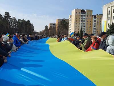 Российские оккупанты вторглись в Славутич и похитили мэра, жители города вышли на митинг с украинскими флагами - gordonua.com - Украина - Славутич